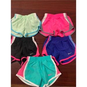 5 little girl Nike shorts 2T